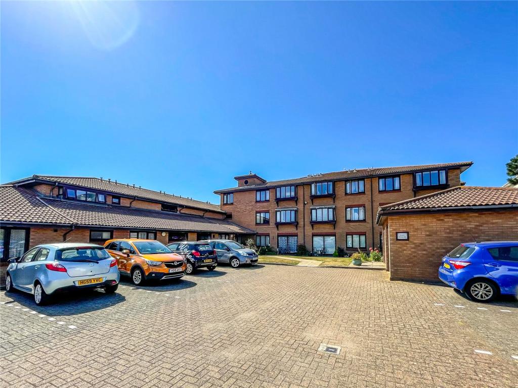 1 bedroom apartment for sale in Admiralty Road, Bournemouth, BH6