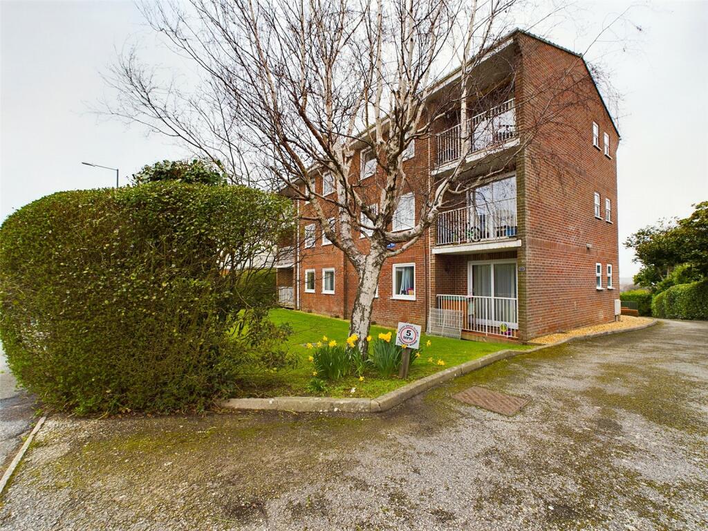 2 bedroom apartment for sale in Southbourne Road, Bournemouth, BH6