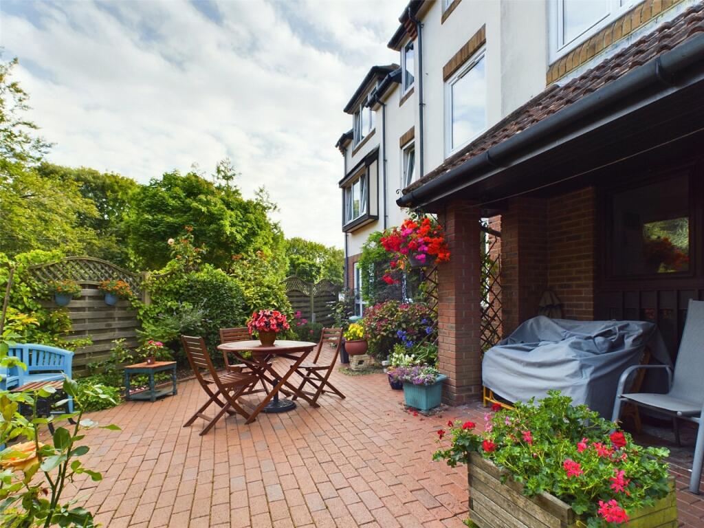 Additional property image - Queens Park West Drive, Bournemouth, BH8
