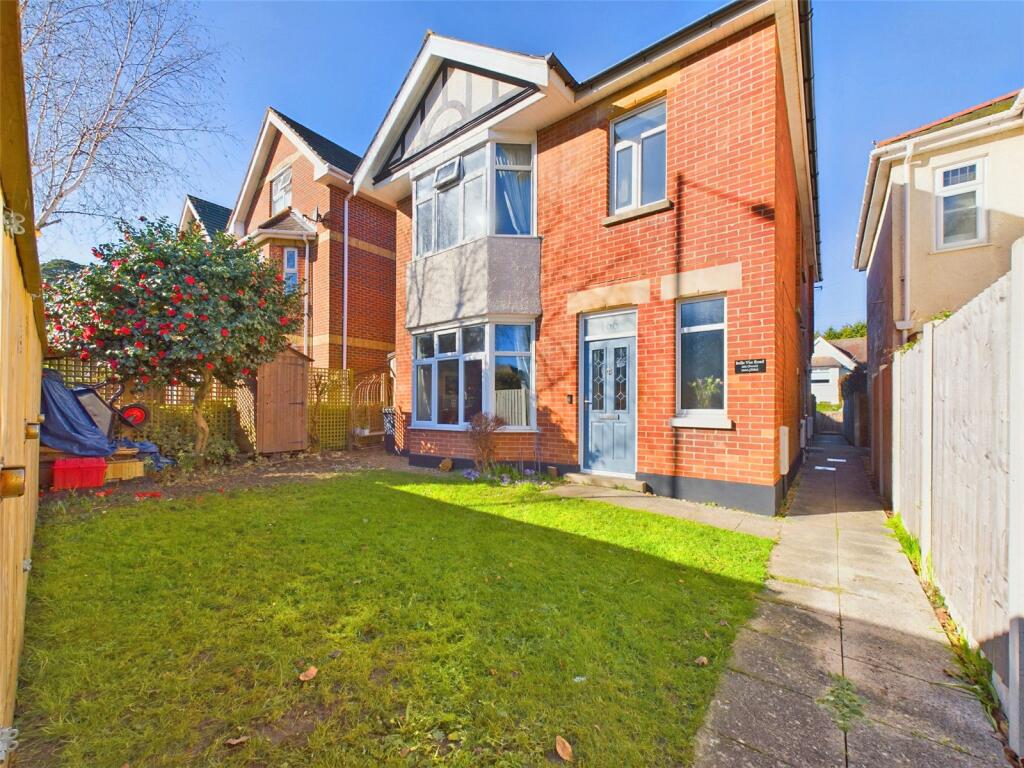 2 bedroom semi-detached house for sale in Belle Vue Road, Southbourne, Bournemouth, BH6