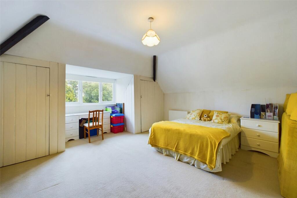 Additional property image - St. Albans Avenue, Queens Park, Bournemouth, Dorset, BH8