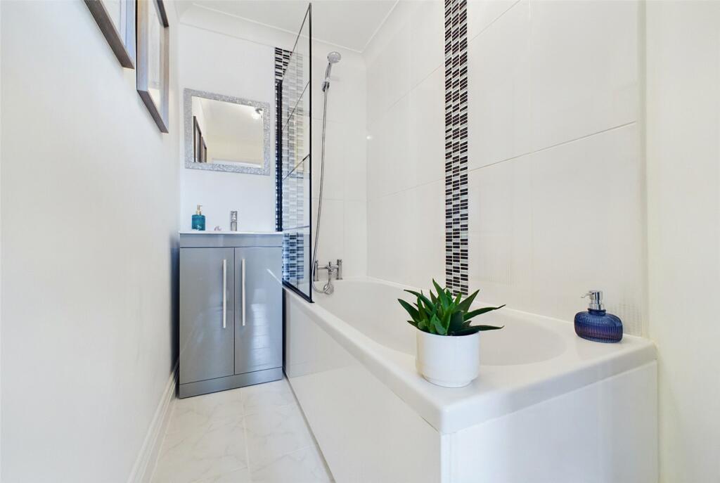 Additional property image - Percy Road, Boscombe Manor, Bournemouth, Dorset, BH5