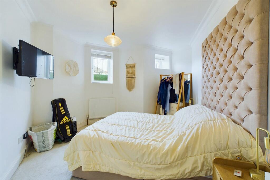 Additional property image - Southbourne Overcliff Drive, Bournemouth, Dorset, BH6