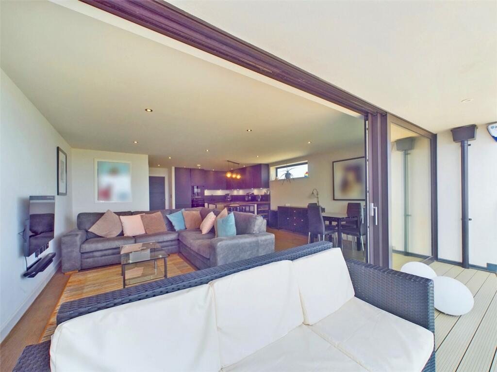 Additional property image - Boscombe Overcliff Drive, Bournemouth, Dorset, BH5