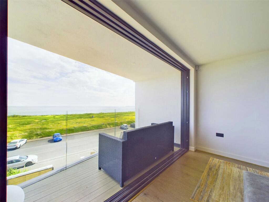 Additional property image - Boscombe Overcliff Drive, Bournemouth, Dorset, BH5