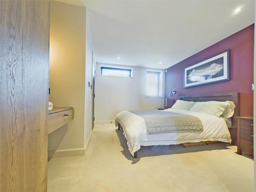 Additional property image - Boscombe Overcliff Drive, Bournemouth, Dorset, BH5