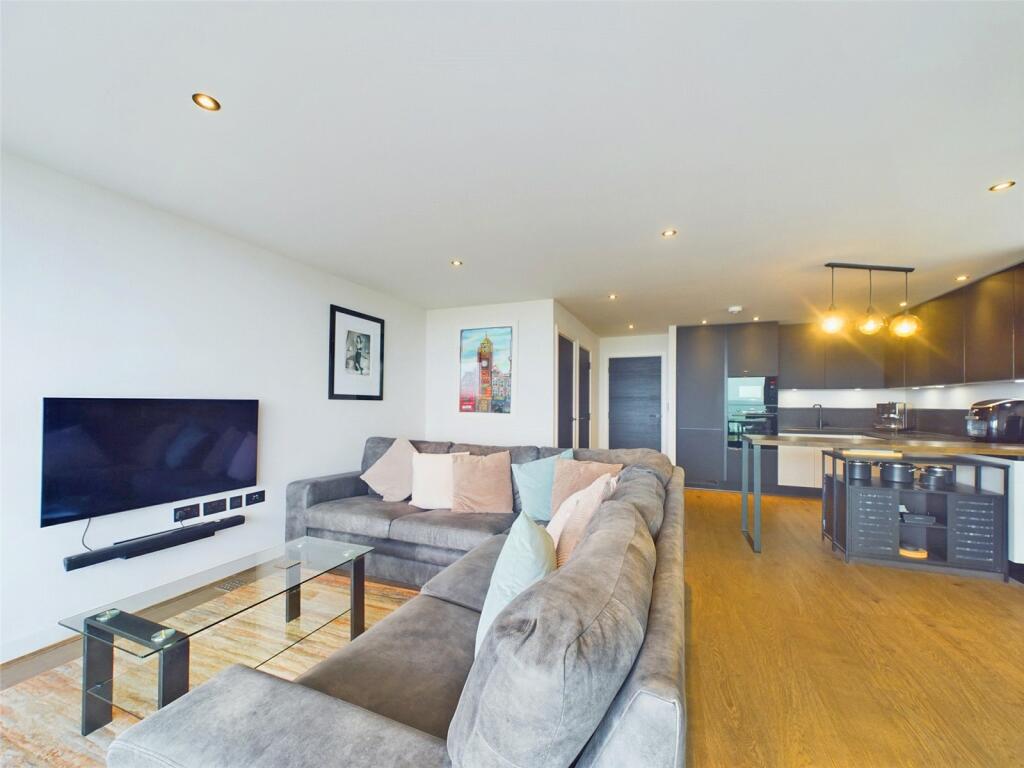 Additional property image - Boscombe Overcliff Drive, Bournemouth, Dorset, BH5