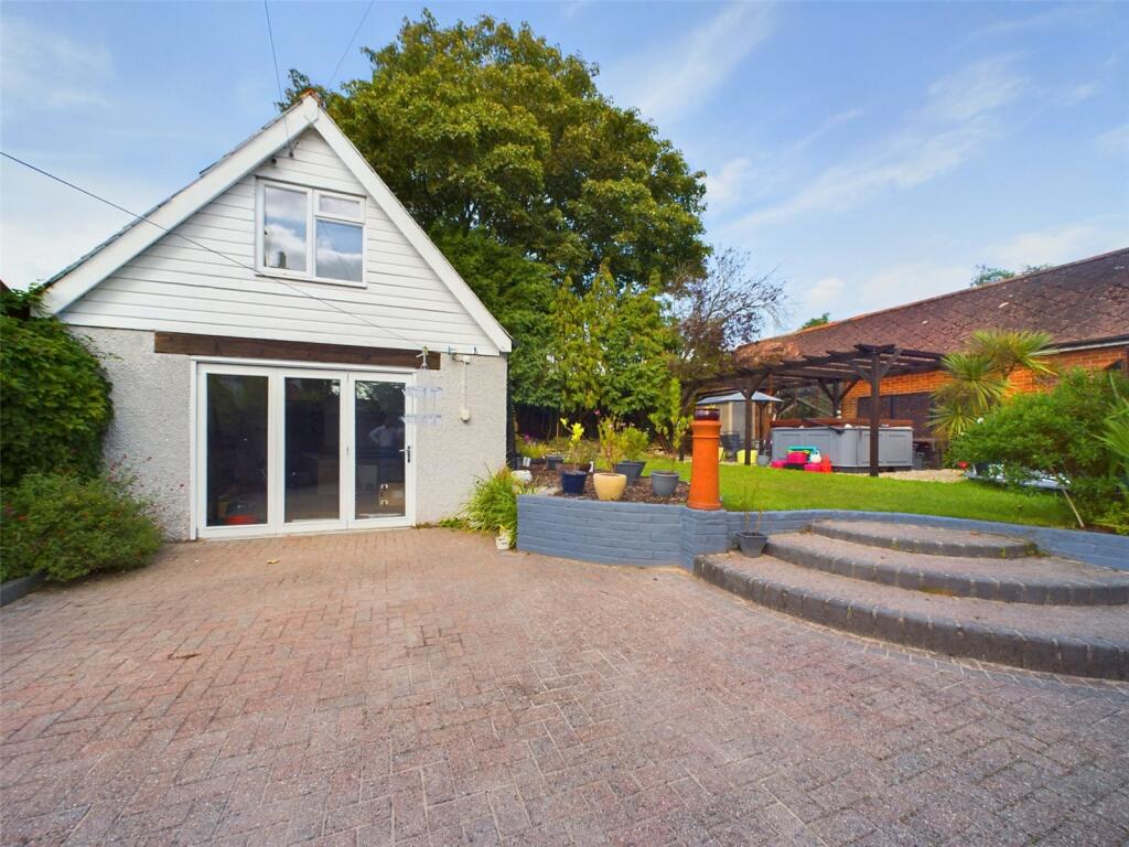 Additional property image - Wentworth Avenue, Bournemouth, Dorset, BH5