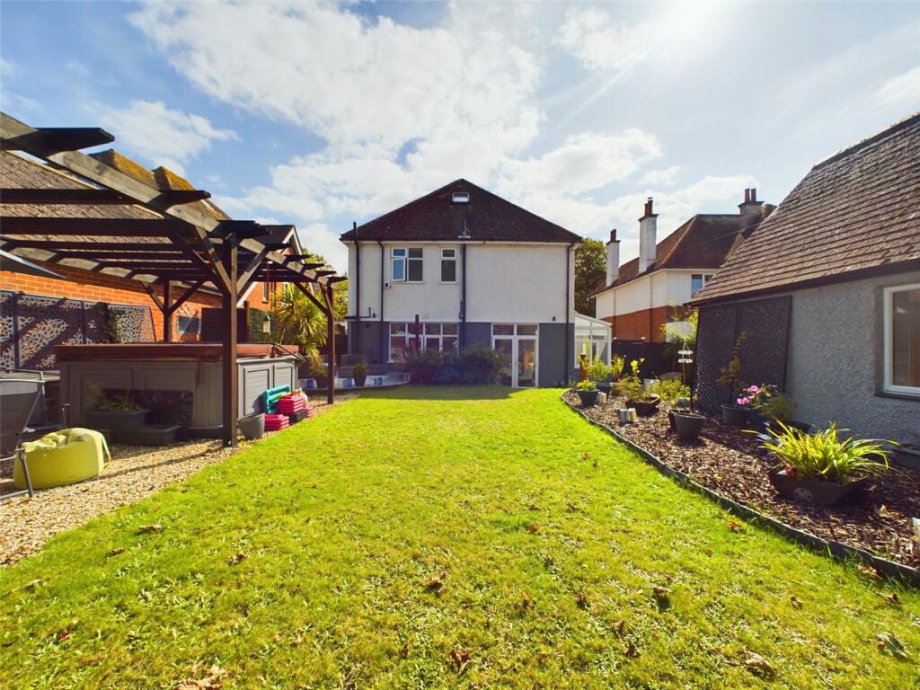 Additional property image - Wentworth Avenue, Bournemouth, Dorset, BH5
