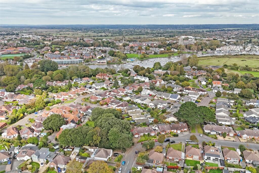 Additional property image - Verwood Crescent, Bournemouth, Dorset, BH6