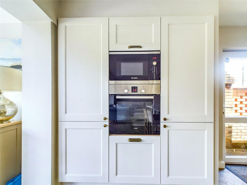 Additional property image - Kingsley Close, Hengistbury Head, Bournemouth, Dorset, BH6
