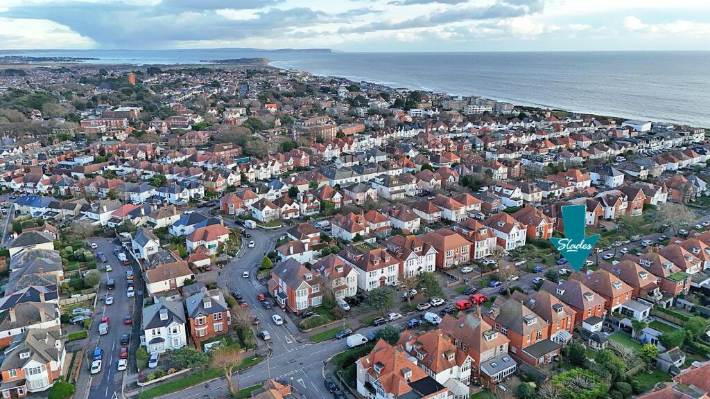 Additional property image - Grand Avenue, Bournemouth, Dorset, BH6