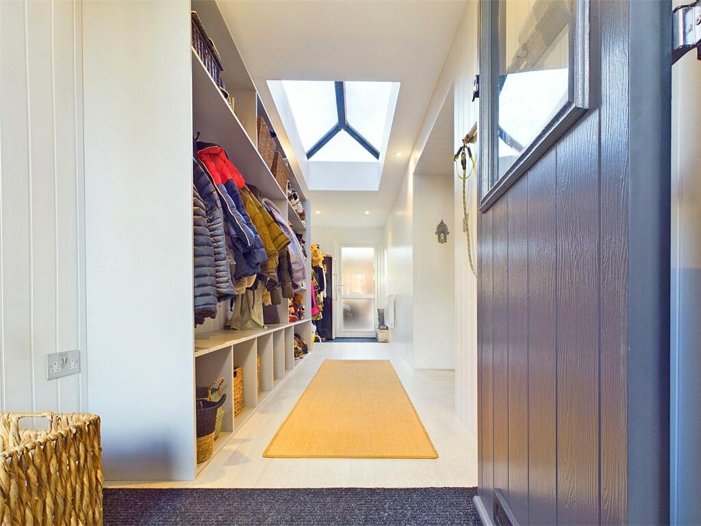 Additional property image - Grand Avenue, Bournemouth, Dorset, BH6