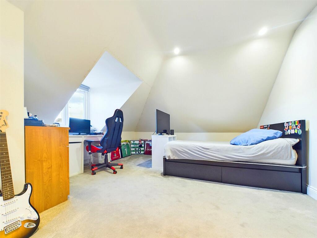 Additional property image - Grand Avenue, Bournemouth, Dorset, BH6