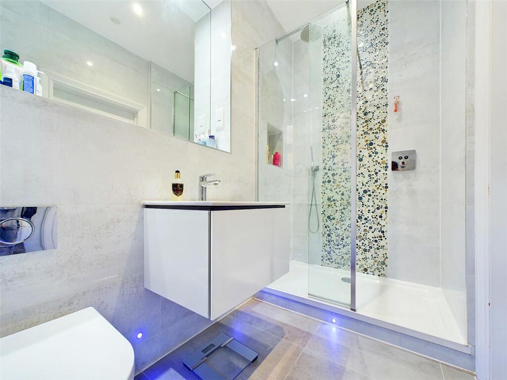 Additional property image - Grand Avenue, Bournemouth, Dorset, BH6