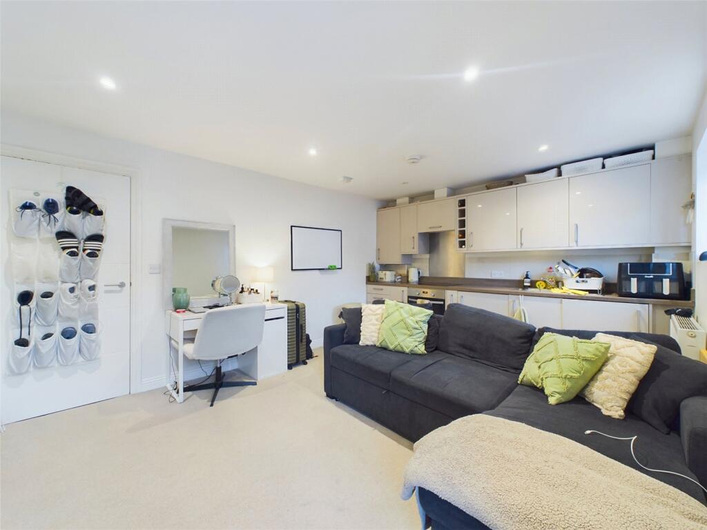 Additional property image - Frances Road, Bournemouth, Dorset, BH1