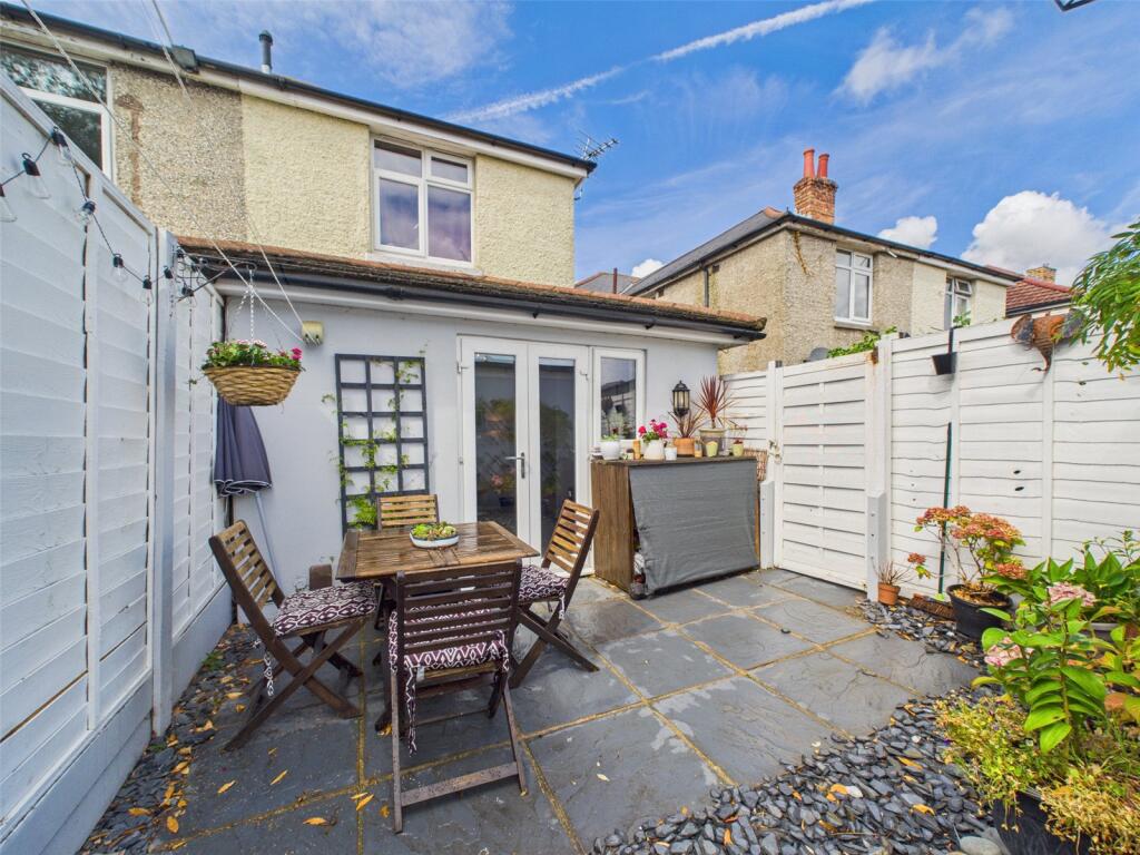 Main image of property: Christchurch Road, BH7 6BW, BH7