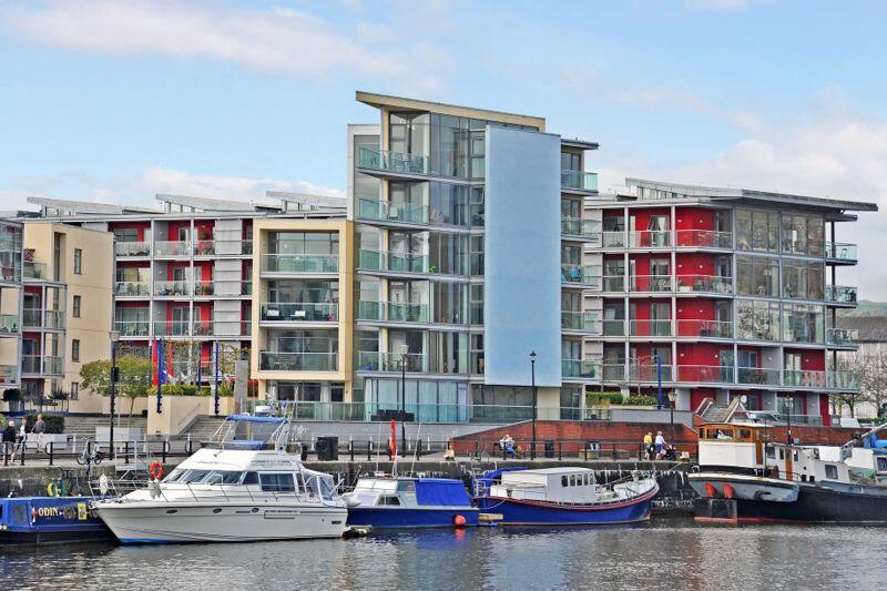 2 bedroom apartment for sale in Caledonian Road | Harbourside, BS1