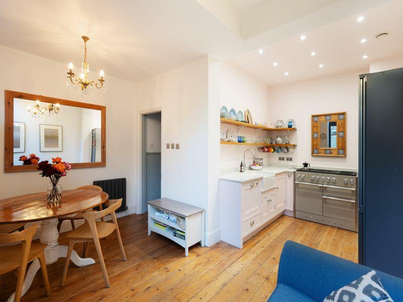 Additional property image - Ambra Terrace | Cliftonwood