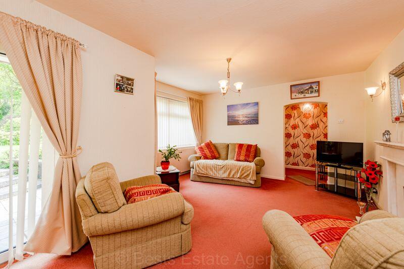 2 bedroom detached bungalow for sale in Main Street, Halton Village