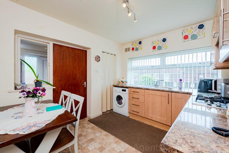 2 bedroom detached bungalow for sale in Main Street, Halton Village