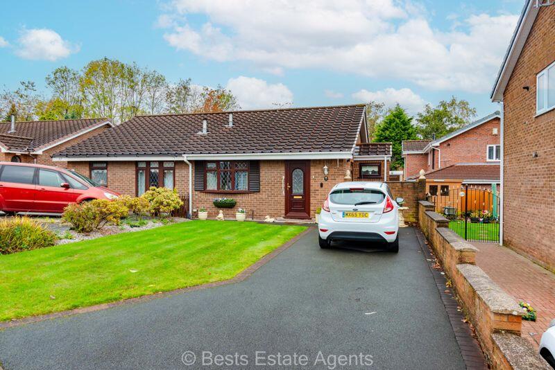 2 bedroom semidetached bungalow for sale in Betchworth Crescent