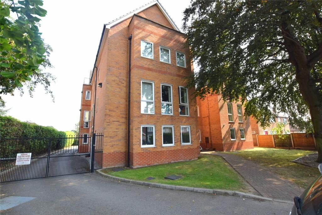 2 bedroom apartment for sale in Stoke Lane, Gedling, Nottingham