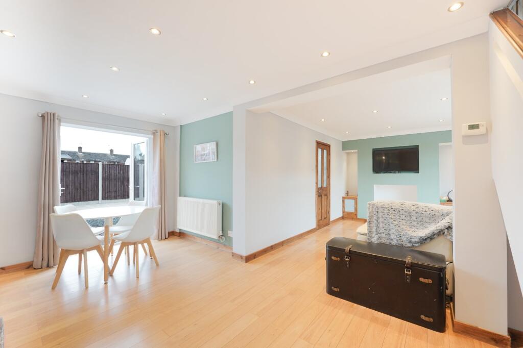 Main image of property: Edinburgh Drive, Bingham, Nottingham, Nottinghamshire, NG13