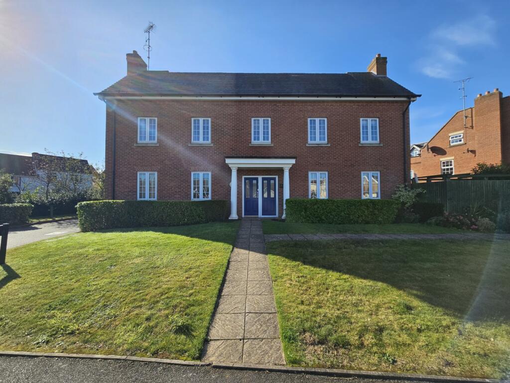 Main image of property: Cutlers Court, Radcliffe-on-Trent, Nottingham, Nottinghamshire, NG12