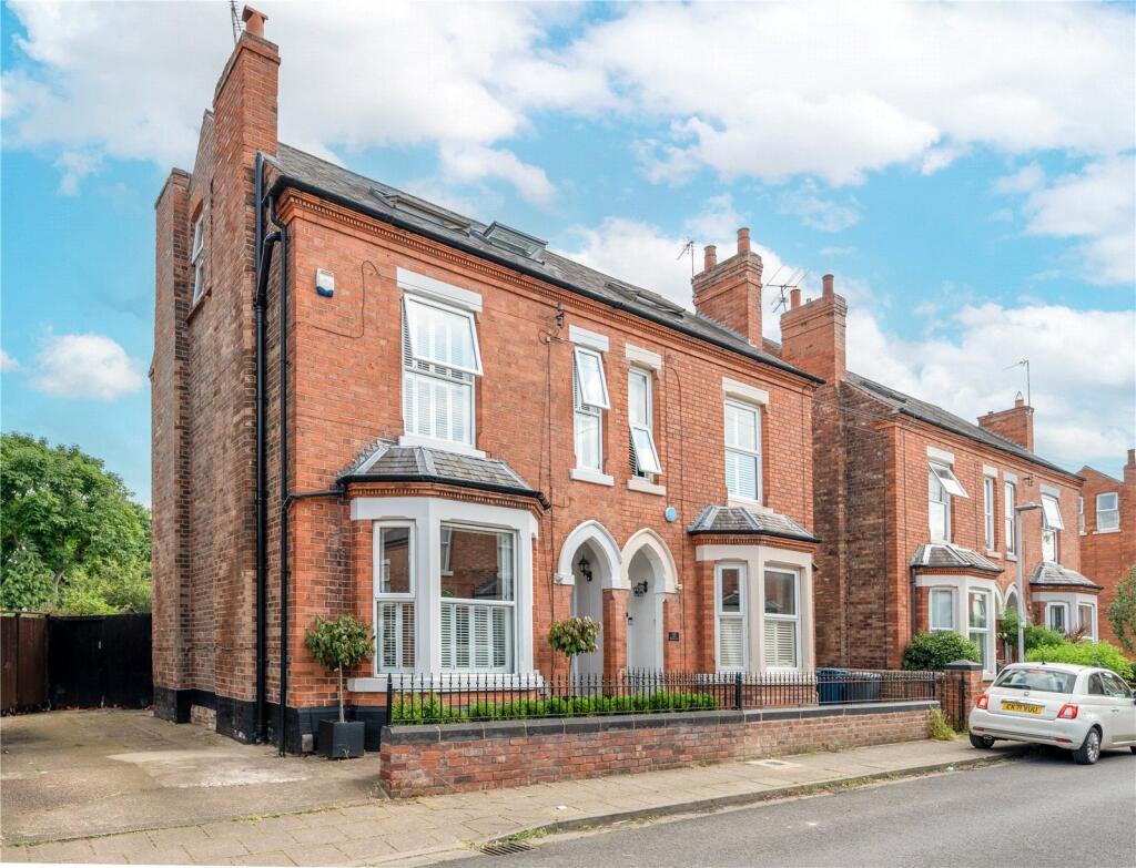 Main image of property: Stratford Road, West Bridgford, Nottingham, Nottinghamshire, NG2