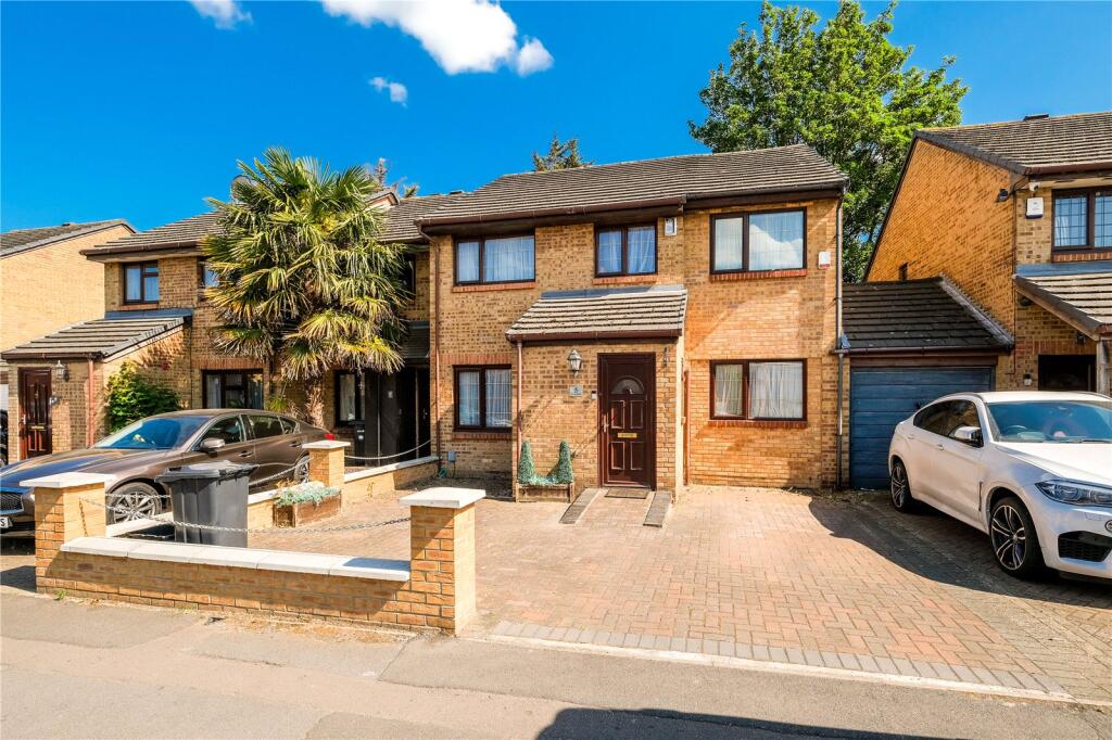 Main image of property: Palmer Road, Dagenham, Essex, RM8