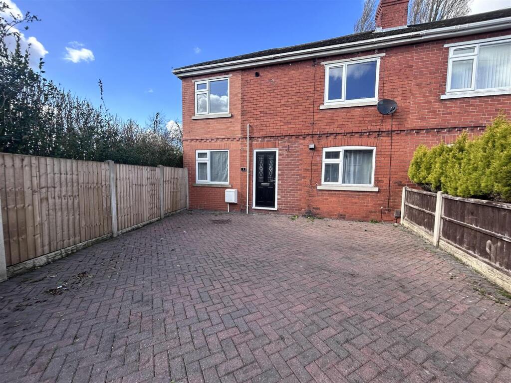 Main image of property: School Road, Thurcroft, Rotherham