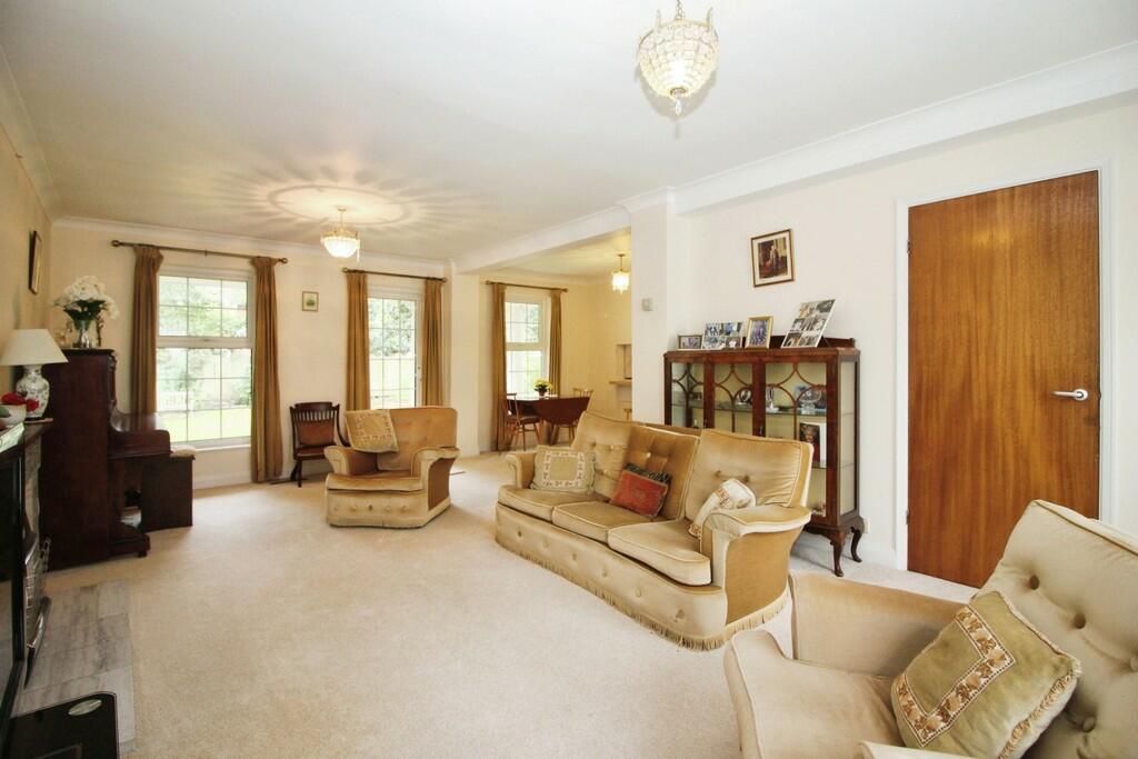 Additional property image - Liskeard Close, Chislehurst