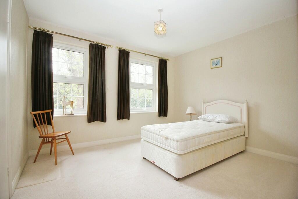 Additional property image - Liskeard Close, Chislehurst