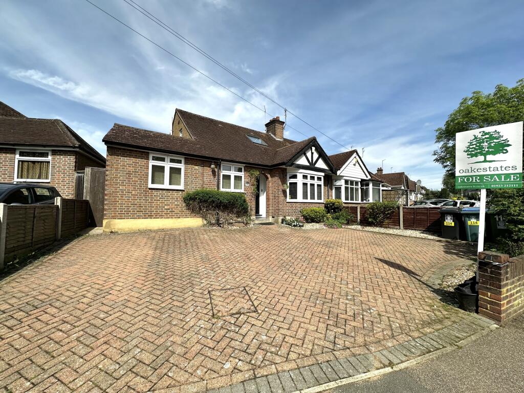 4 bedroom semidetached house for sale in Westfield Avenue, Watford, WD24