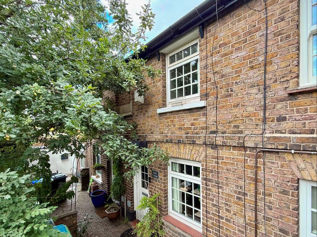 Main image of property: Bedford Street, Watford, WD24