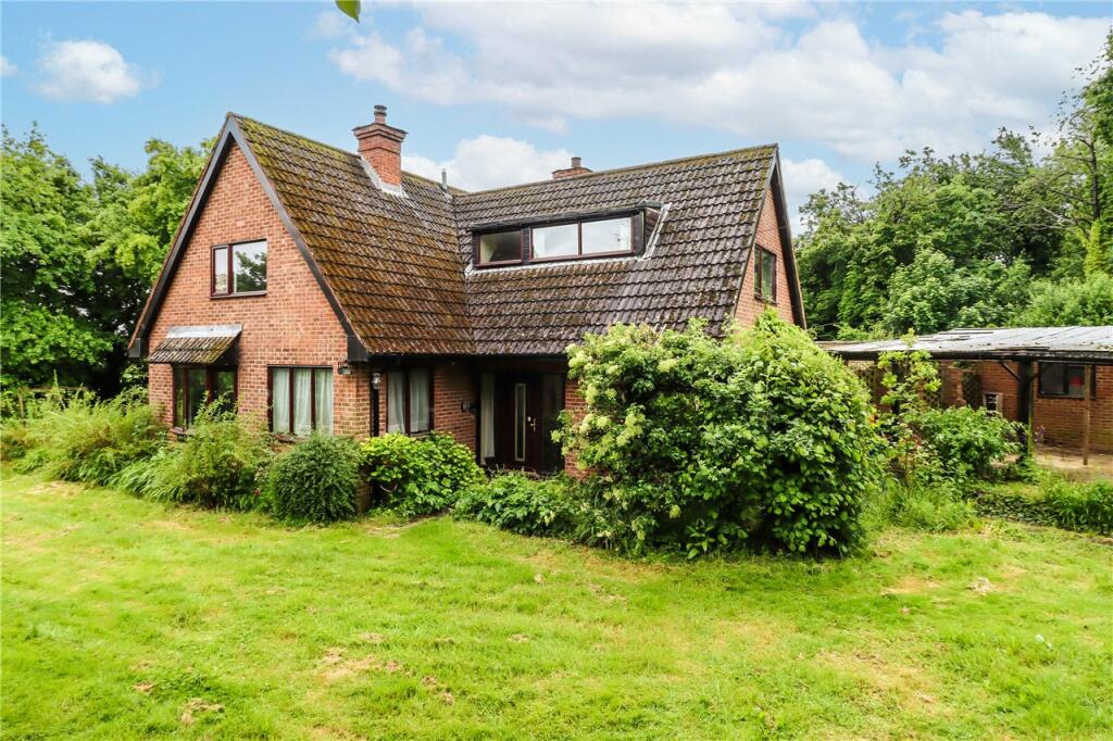 3 bedroom detached house for sale in Aubrey Lane, Redbourn, St. Albans