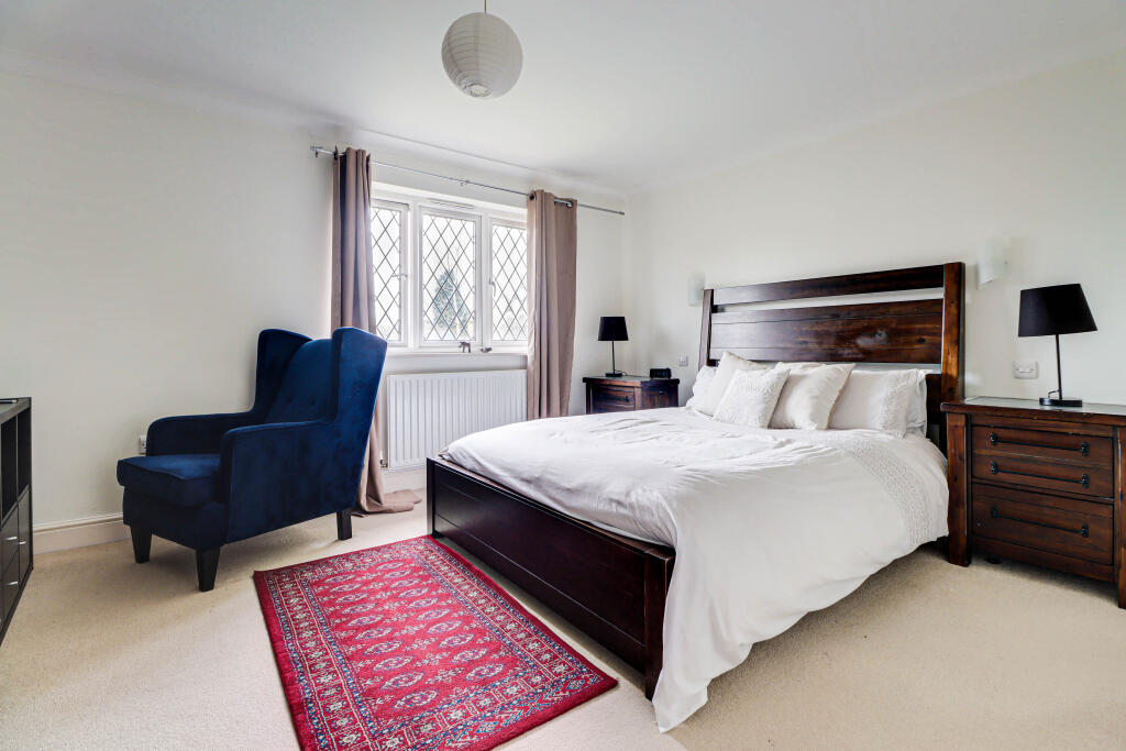 Additional property image - Redfield Close, Redbourn, Hertfordshire, AL3