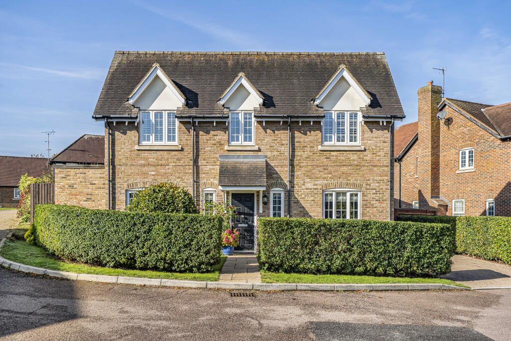 Main image of property: Meadow View, Redbourn, St. Albans, AL3