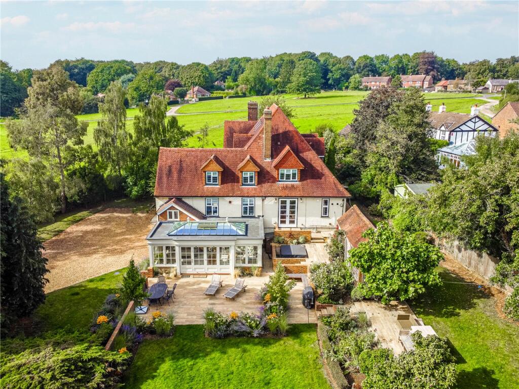 Main image of property: The Green, Whipsnade, Bedfordshire, LU6