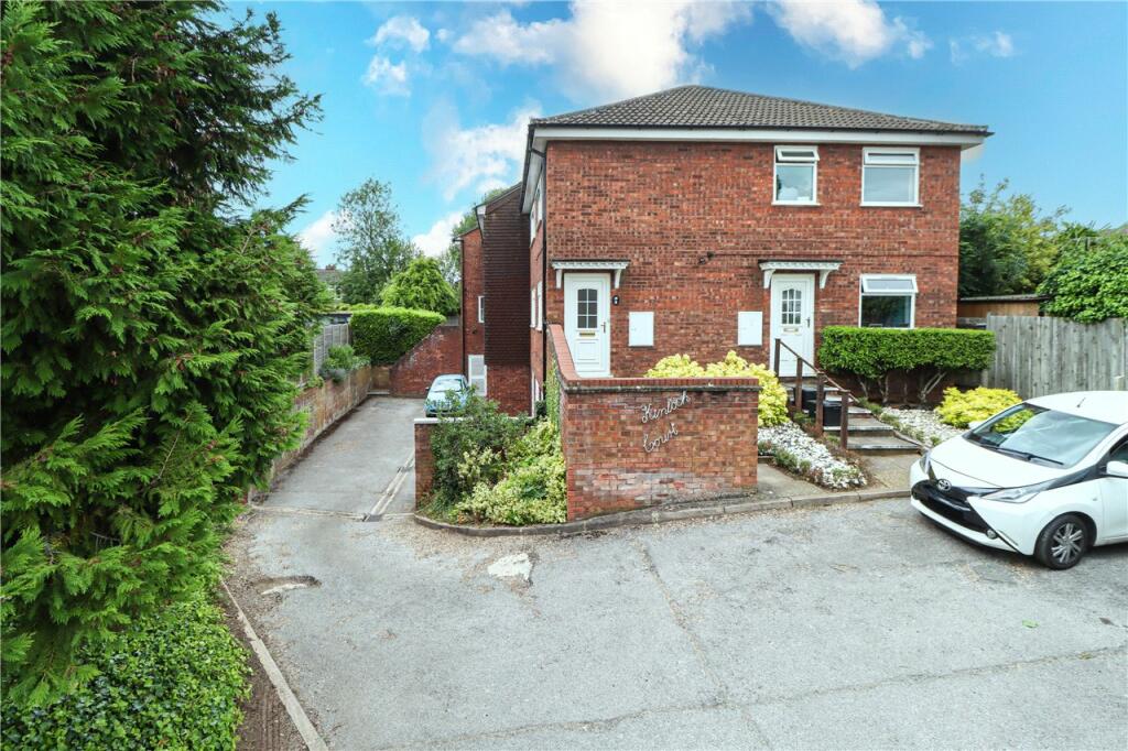 2 bedroom apartment for sale in Station Road, Harpenden, AL5