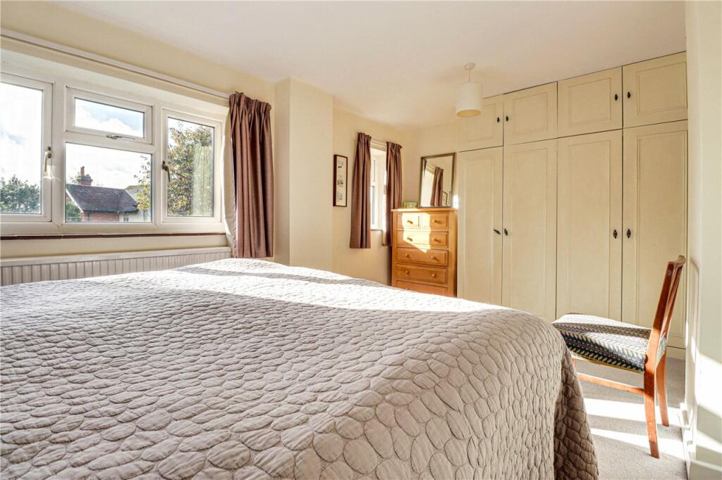 Additional property image - Bloomfield Road, Harpenden, Hertfordshire, AL5