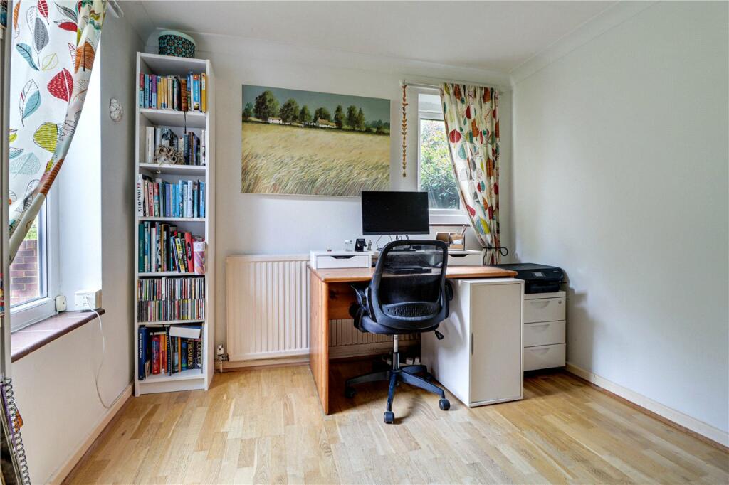 Additional property image - Bloomfield Road, Harpenden, Hertfordshire, AL5