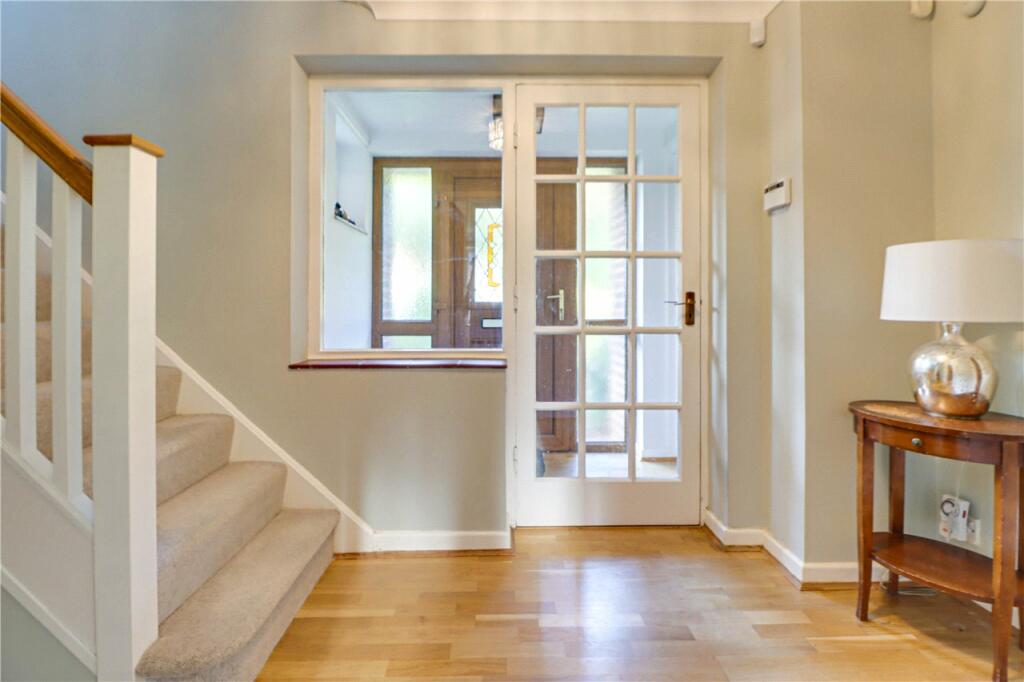 Additional property image - Bloomfield Road, Harpenden, Hertfordshire, AL5