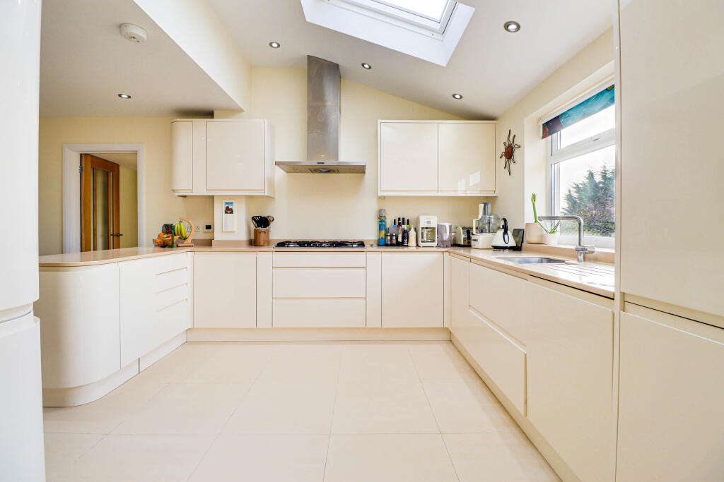 Property image - Noke Shot, Harpenden, Hertfordshire, AL5