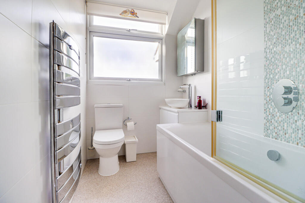 Additional property image - Noke Shot, Harpenden, Hertfordshire, AL5