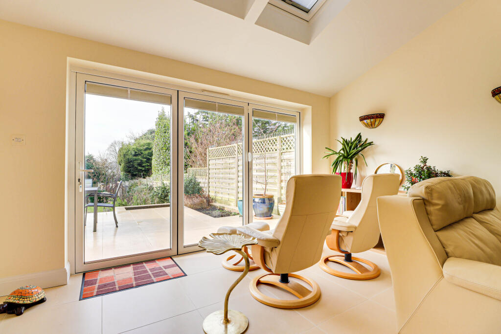 Additional property image - Noke Shot, Harpenden, Hertfordshire, AL5