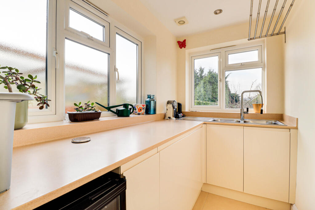 Additional property image - Noke Shot, Harpenden, Hertfordshire, AL5