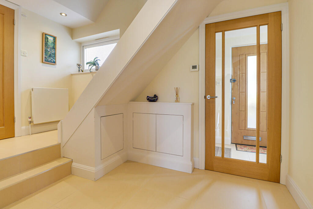 Additional property image - Noke Shot, Harpenden, Hertfordshire, AL5