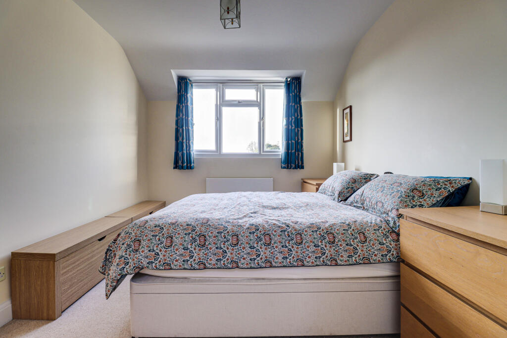 Additional property image - Noke Shot, Harpenden, Hertfordshire, AL5